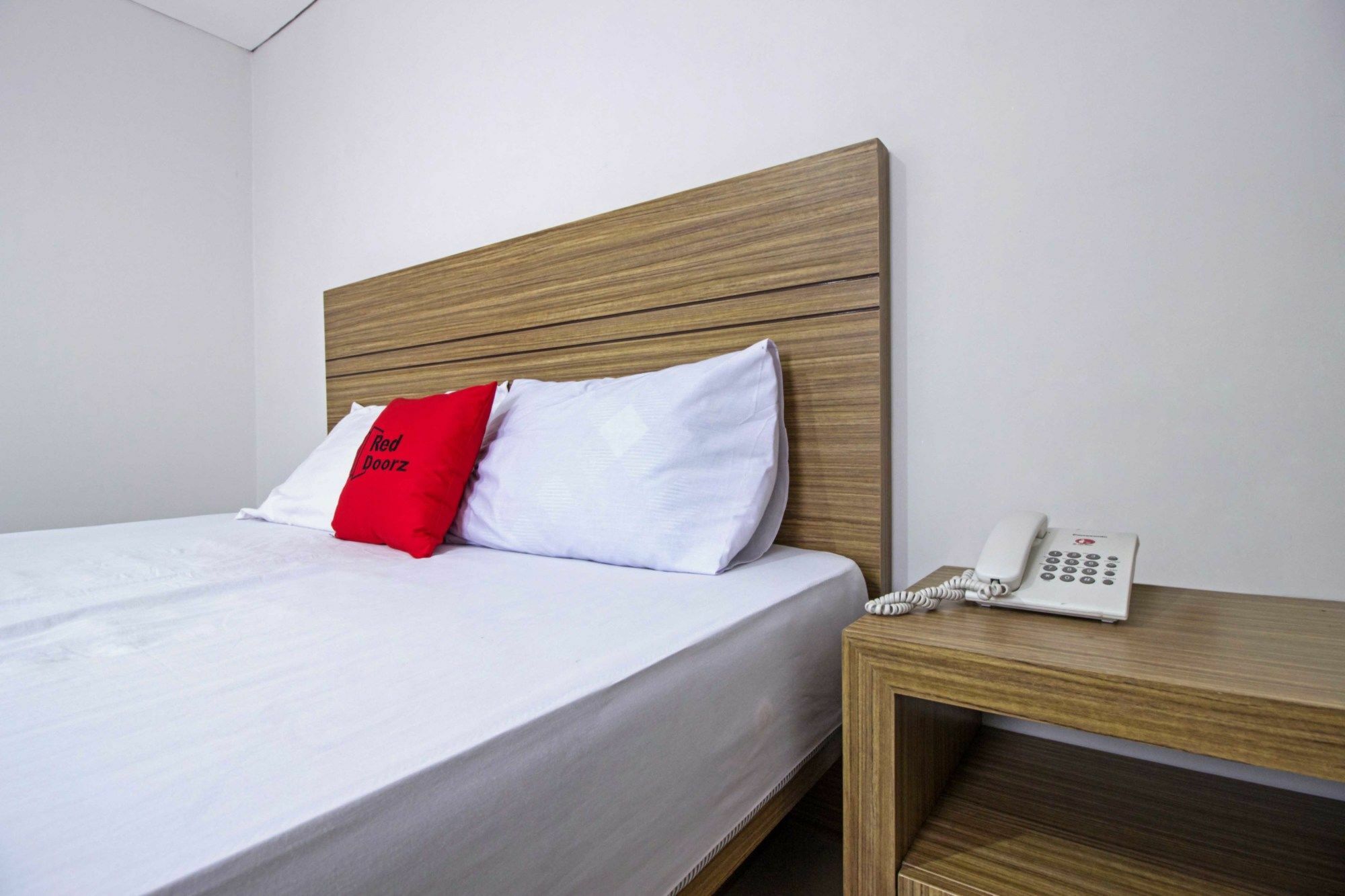 Wisma tamu Reddoorz @ Cibogo Bawah Bandung